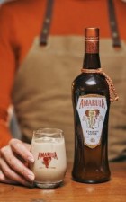 Beijo Frio - CAFÉ  <br/>  SORVETE DE CREME E LICOR DE AMARULA